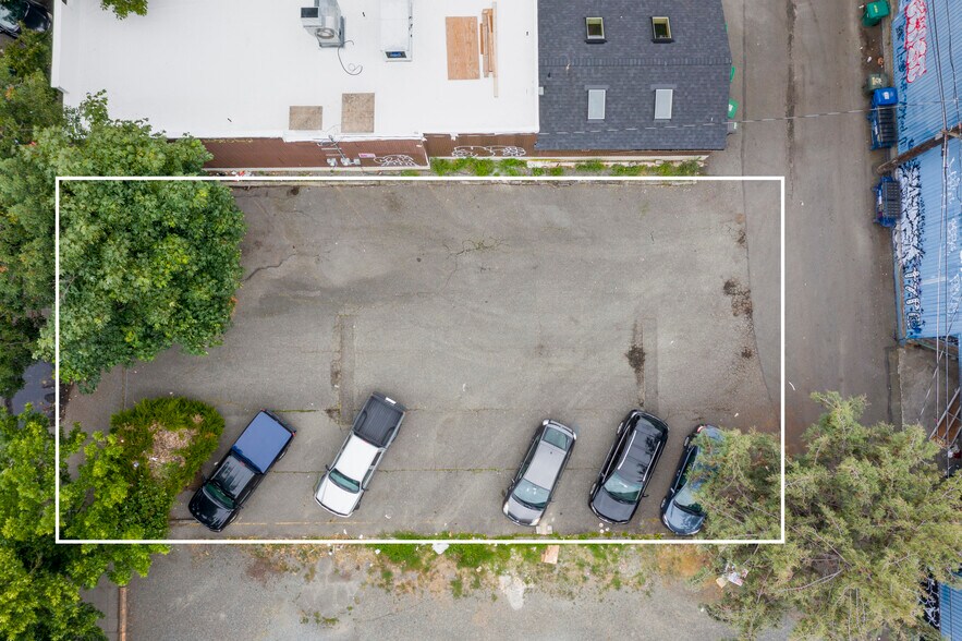 More Photos Of , Seattle Unknown For Sale