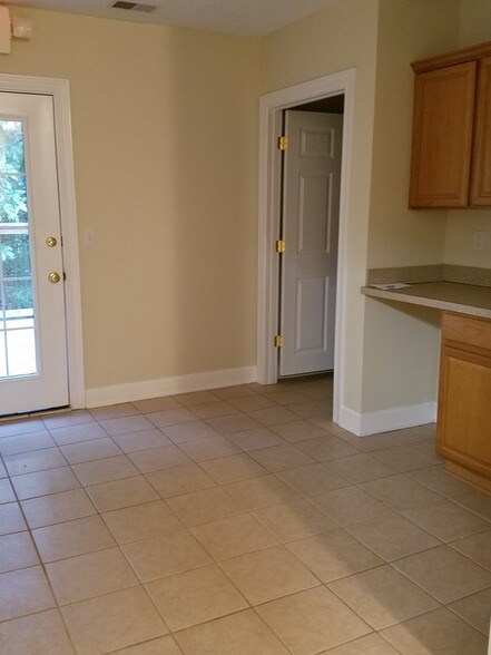 More Photos Of 7301 Fegenbush Ln, Louisville Office For Lease