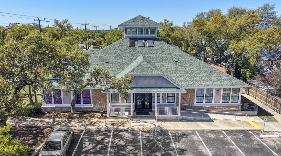 Primary Photo Of 13431 Blanco Rd, San Antonio Medical For Lease