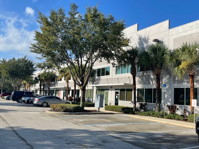 More Photos Of 6457 Hazeltine National Dr, Orlando Warehouse For Sale