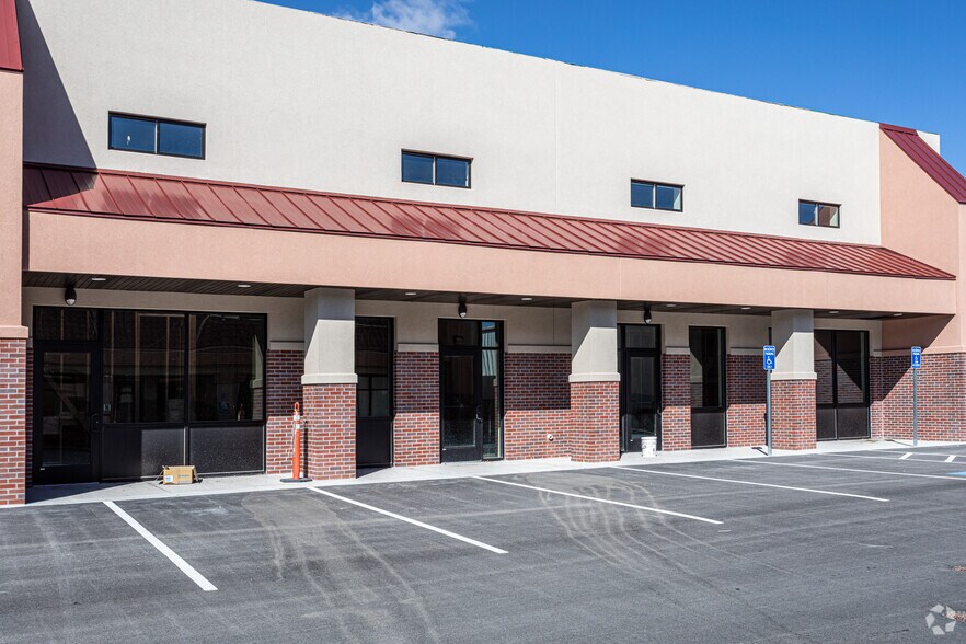 More Photos Of 8018 S Welby Park Dr, West Jordan Warehouse For Sale