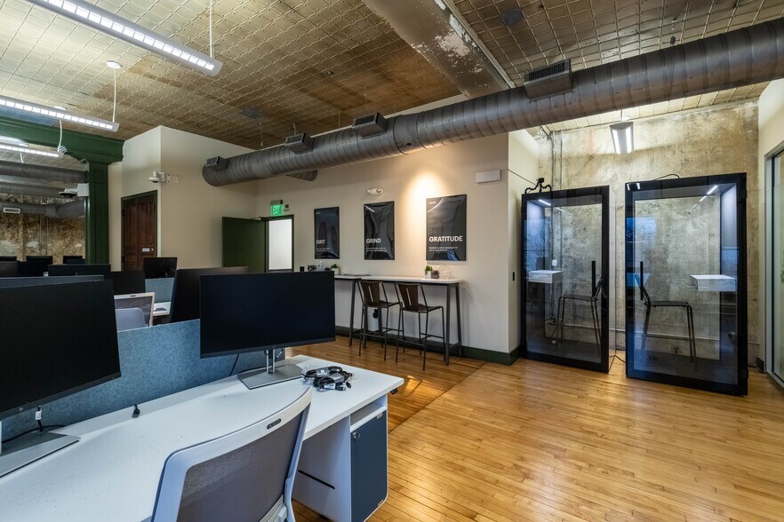 More Photos Of 208 S Wilmington St, Raleigh Office For Lease