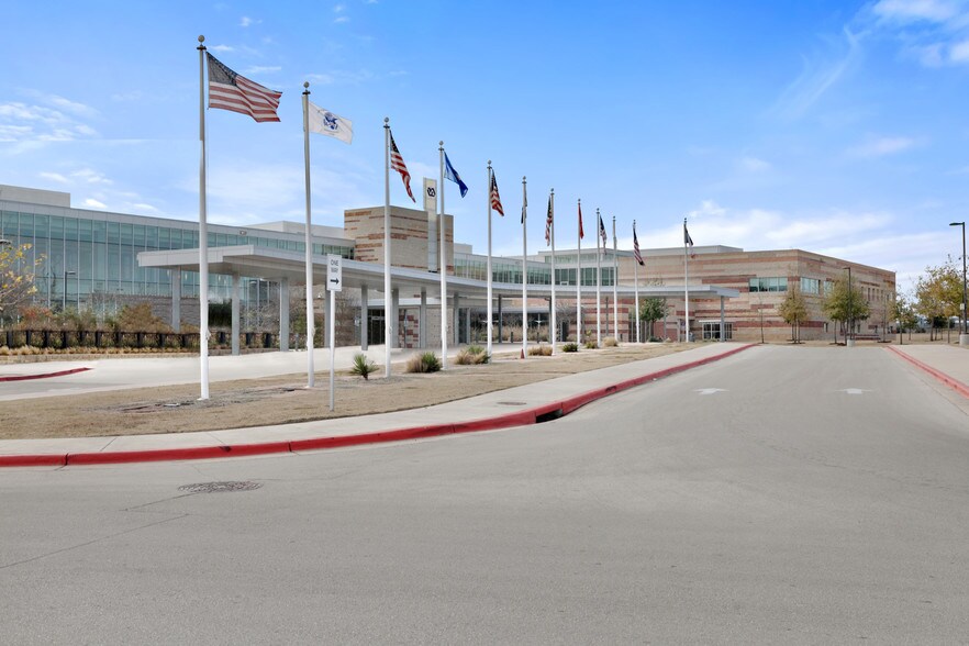 More Photos Of 7901 Metropolis Dr, Austin Hospital For Sale