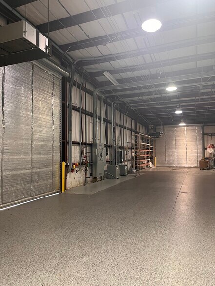 More Photos Of 227-229 Arnold Mill Rd, Woodstock Light Distribution For Lease