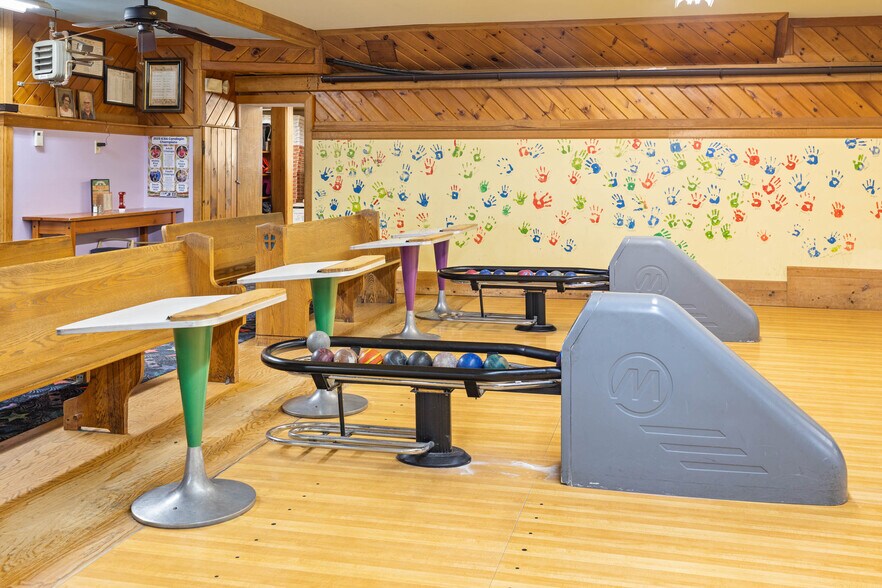 More Photos Of 179 Vermont Route 100 N, Wilmington Specialty For Sale