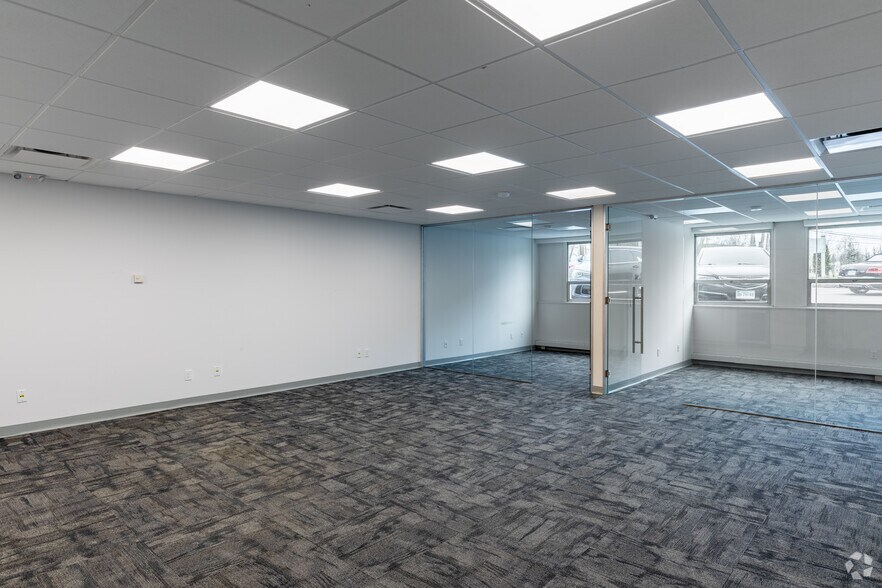 More Photos Of 83 East Ave, Norwalk Medical For Lease