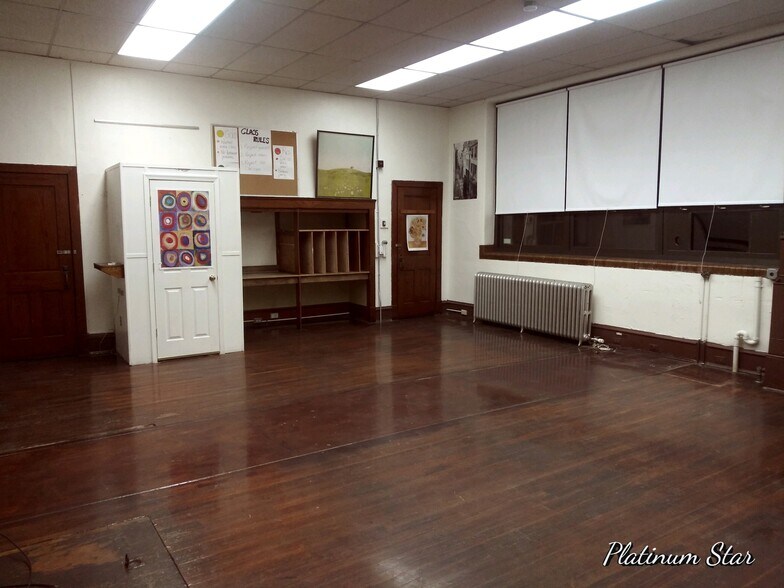 More Photos Of 1 Fairview Ave, Phillipsburg Office For Sale