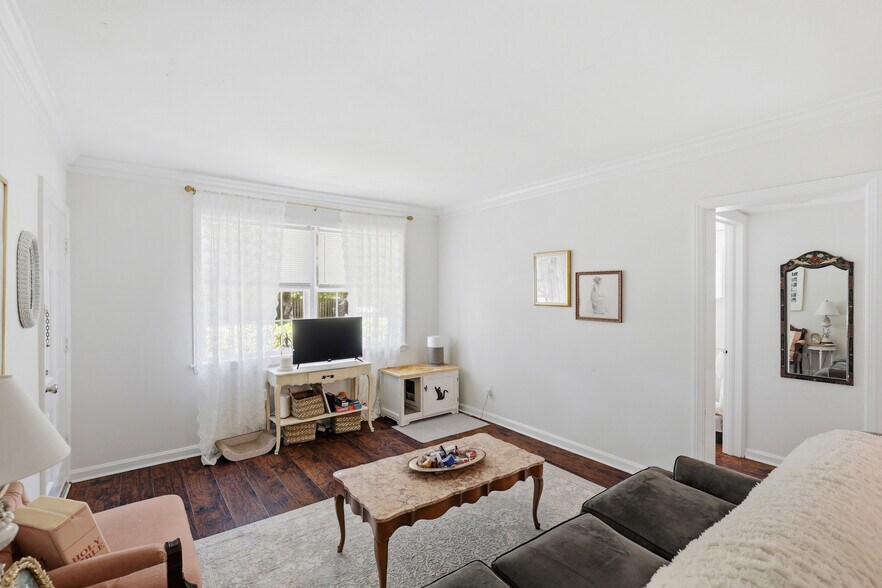 More Photos Of 3411 Bull St, Savannah Apartments For Sale