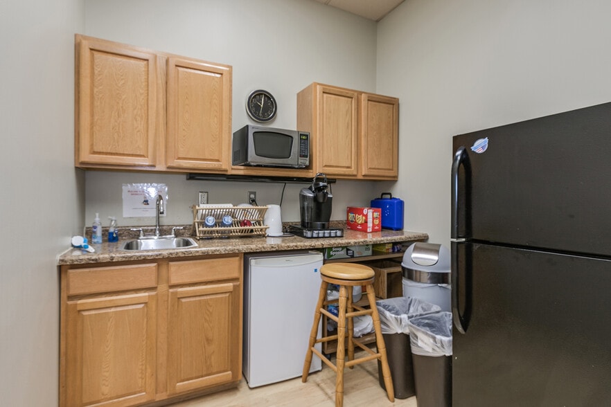 More Photos Of 413 Wacouta St, Saint Paul Office Residential For Lease