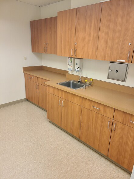 More Photos Of 3641 GS Richards Blvd, Carson City Medical For Sale