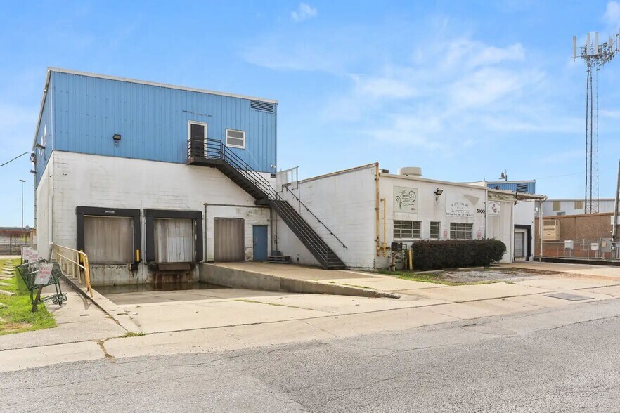 More Photos Of 5900 S Front St, New Orleans Refrigeration Cold Storage For Sale
