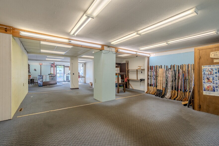 More Photos Of 3532 W Genesee St, Syracuse Restaurant For Sale