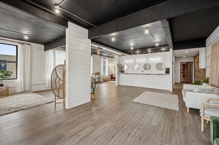 More Photos Of 100 State St N, Waseca Restaurant For Sale