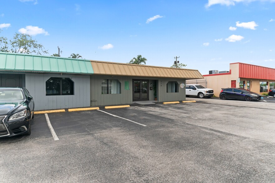 More Photos Of 370 E Prospect Rd, Oakland Park Office For Sale