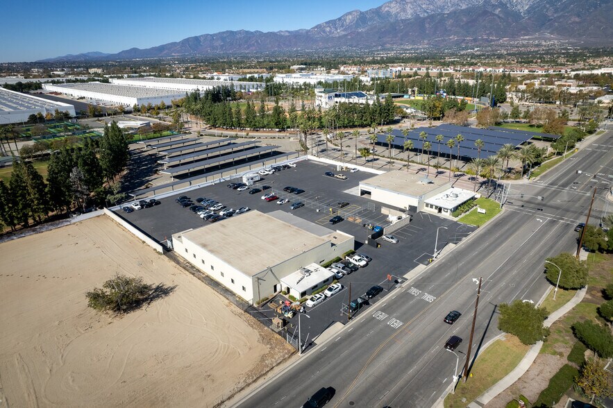 More Photos Of 8434 Rochester Ave, Rancho Cucamonga Warehouse For Sale