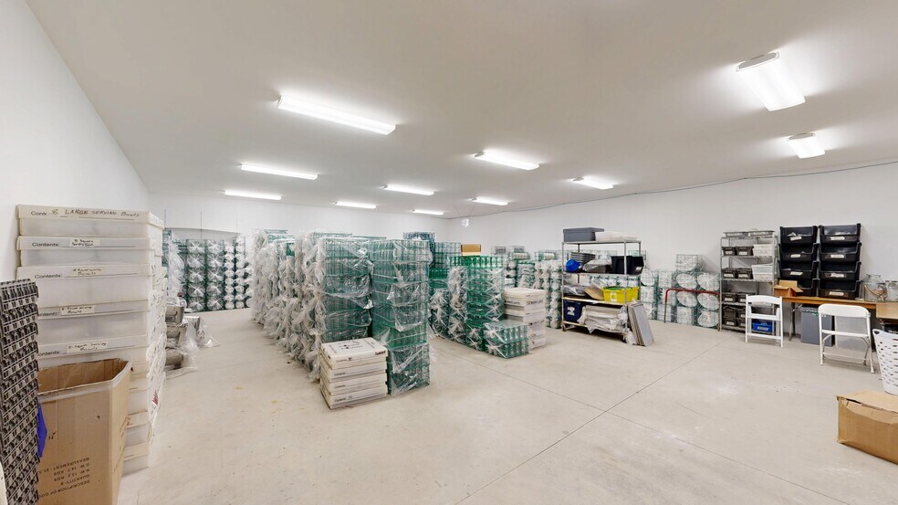 More Photos Of 730 Main St, Oxford Industrial For Lease