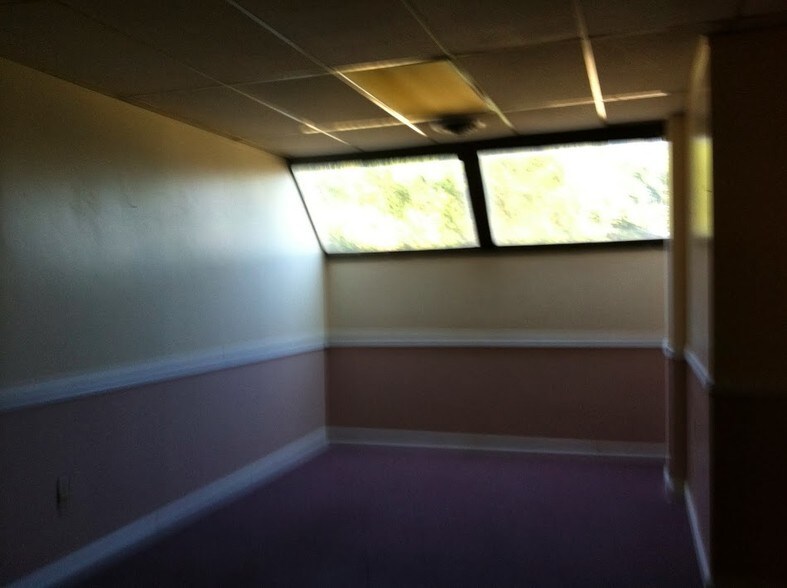 More Photos Of 2981 Church St, East Point Medical For Sale