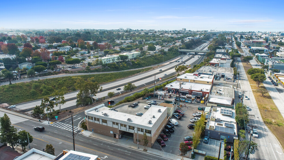 Primary Photo Of 1718-1720 20th St, Santa Monica Storefront Retail Office For Sale