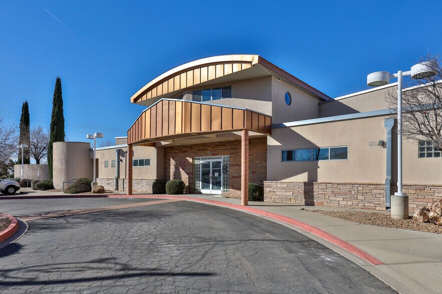 More Photos Of 1741 Sycamore Ave., Kingman Healthcare For Sale
