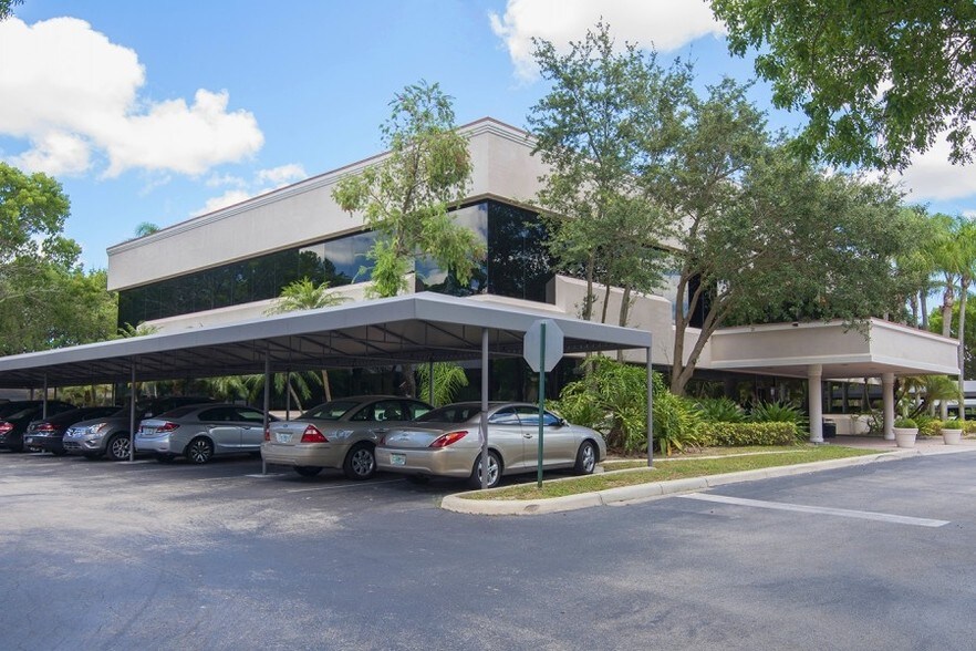 More Photos Of 1200 Corporate Center Way, Wellington Medical For Lease