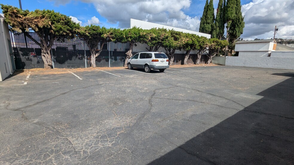 More Photos Of 16378 E 14th St, San Leandro Office For Sale