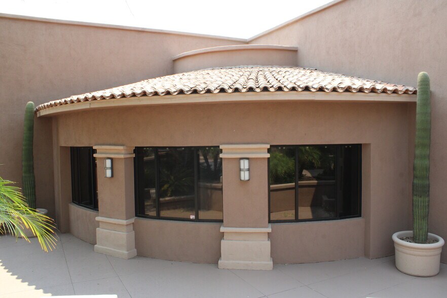 More Photos Of 8525 E Pinnacle Peak Rd, Scottsdale Office For Lease