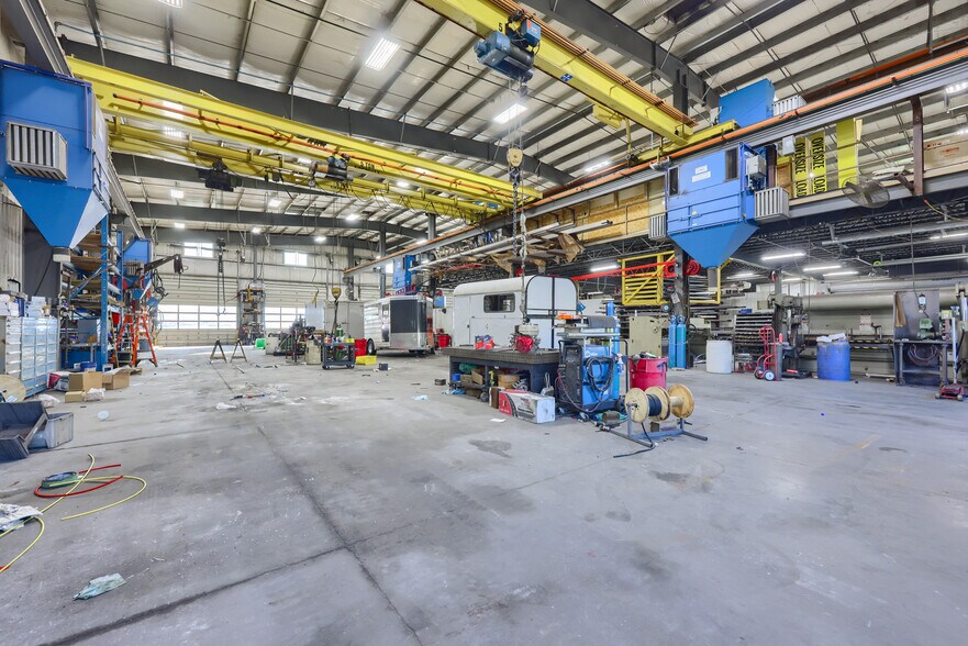 More Photos Of 2969 Lincoln Hwy E, Gordonville Flex For Lease