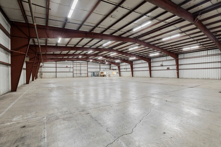 More Photos Of West Park @ Keys Rd., Elma Industrial For Lease