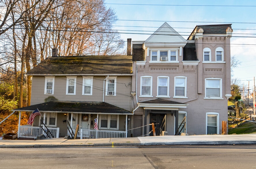 More Photos Of 2102 S Lehigh Ave, Whitehall Apartments For Sale