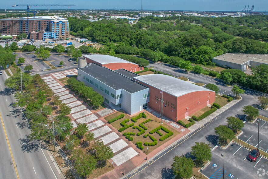 More Photos Of 1142 Morrison Dr, Charleston Lodge Meeting Hall For Lease