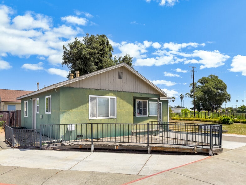 More Photos Of 1637 Kidder Ave, Fairfield Multifamily For Sale
