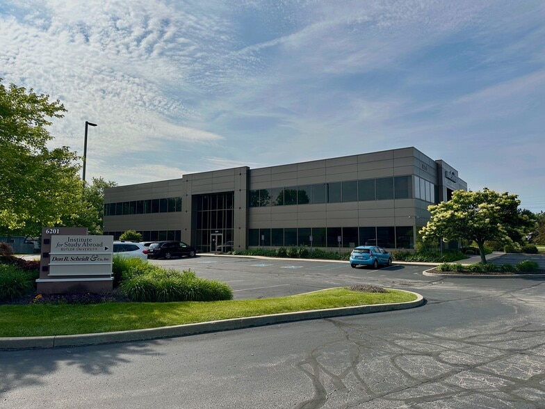 More Photos Of 6201 Corporate Dr, Indianapolis Office For Sale