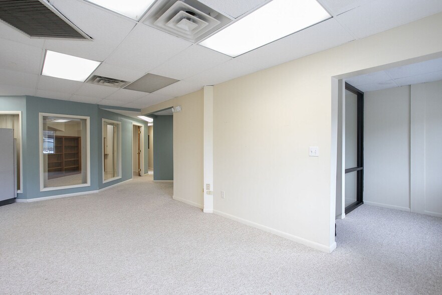 More Photos Of 490 Main St, Great Barrington Storefront Retail Office For Sale