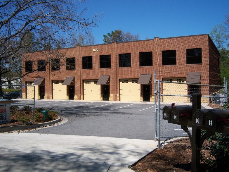 Primary Photo Of 800 Langford Dr, Norcross Light Distribution For Lease