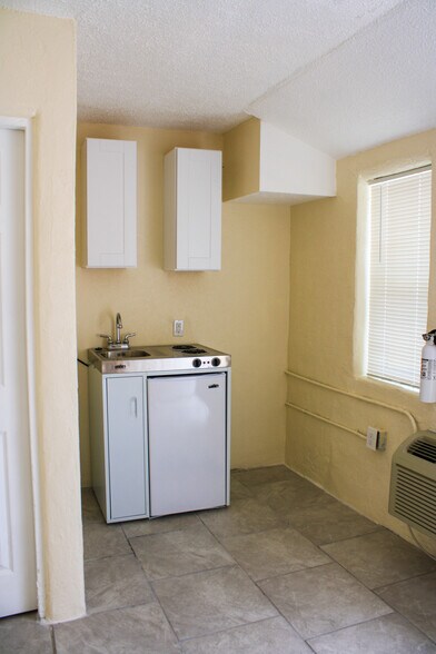 More Photos Of 5609-5613 Central Ave NW, Albuquerque Apartments For Sale