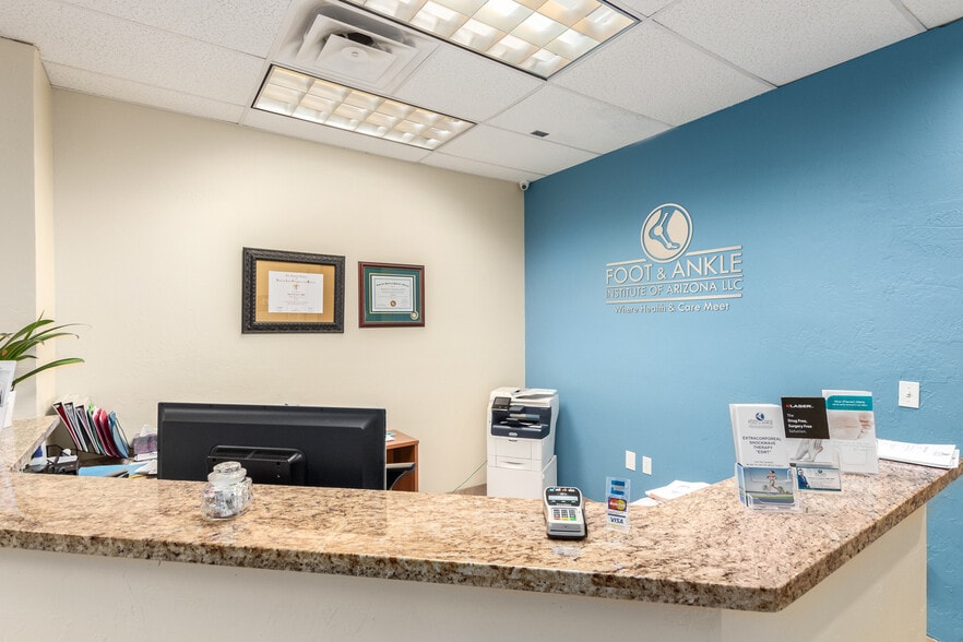 More Photos Of 4045 E Union Hills Dr, Phoenix Medical For Sale