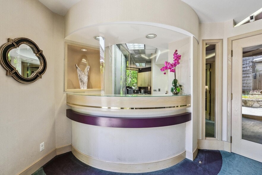 More Photos Of 1802 San Miguel Dr, Walnut Creek Medical For Sale