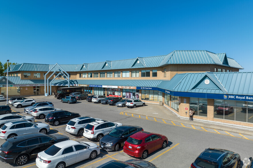 More Photos Of 1136 Centre St, Vaughan General Retail For Lease