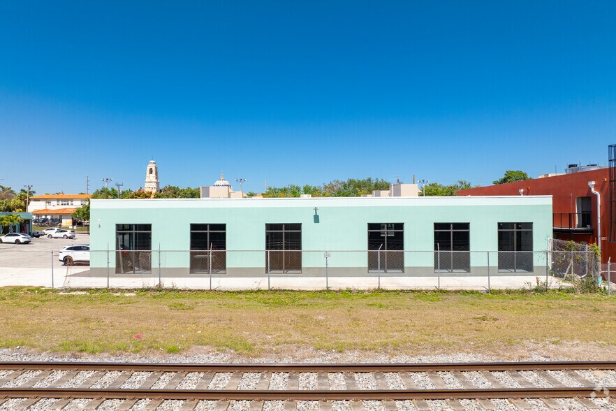 More Photos Of 7275 NW 1st Ct, Miami Loft Creative Space For Lease