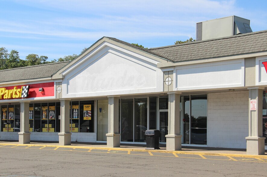 More Photos Of 45 S Route 9W, West Haverstraw Unknown For Lease