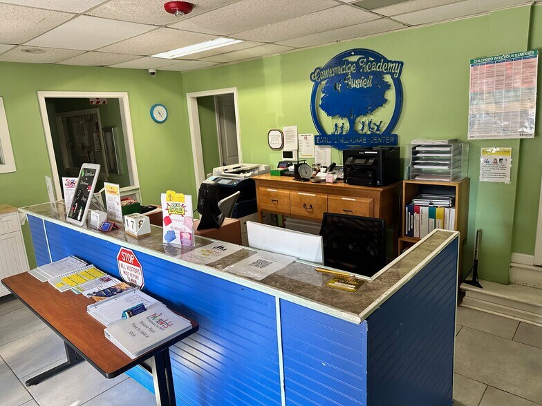 More Photos Of 1831 Veterans Memorial Hwy, Austell Office For Lease