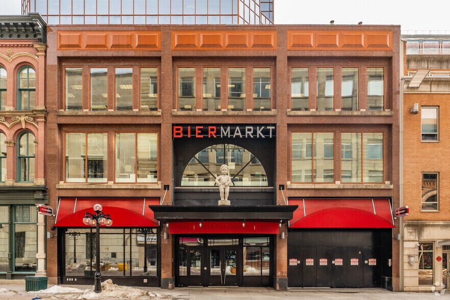 More Photos Of 156 Sparks St, Ottawa Office For Lease