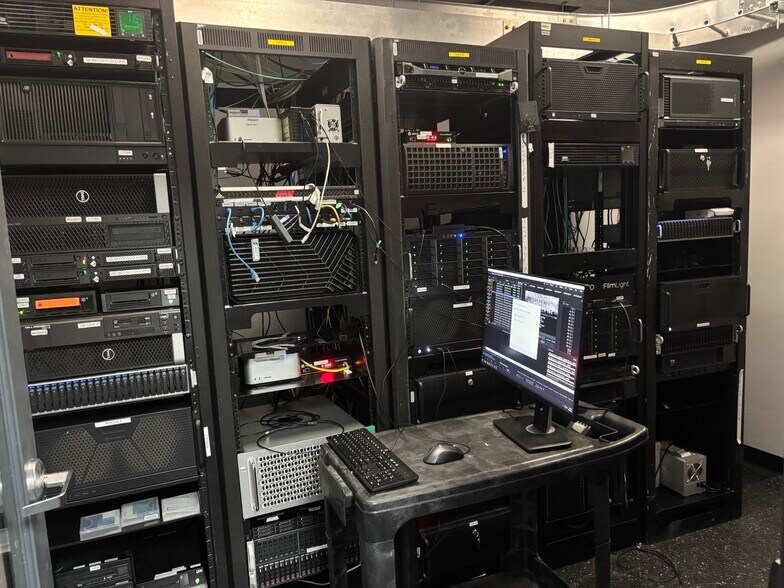 More Photos Of 10960 Ventura Blvd, Studio City Office For Lease