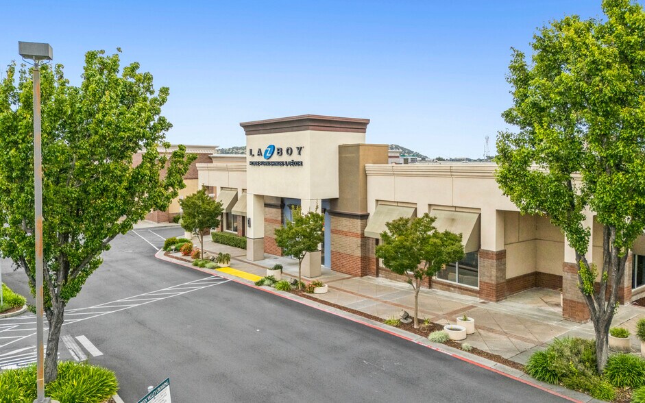 More Photos Of 5111 Business Center Dr, Fairfield Freestanding For Sale