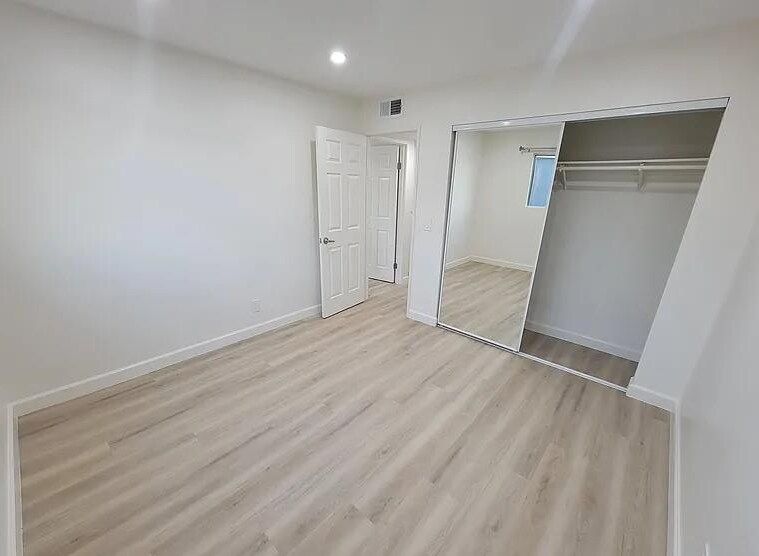 More Photos Of 10952 Rincon St, Loma Linda Apartments For Sale