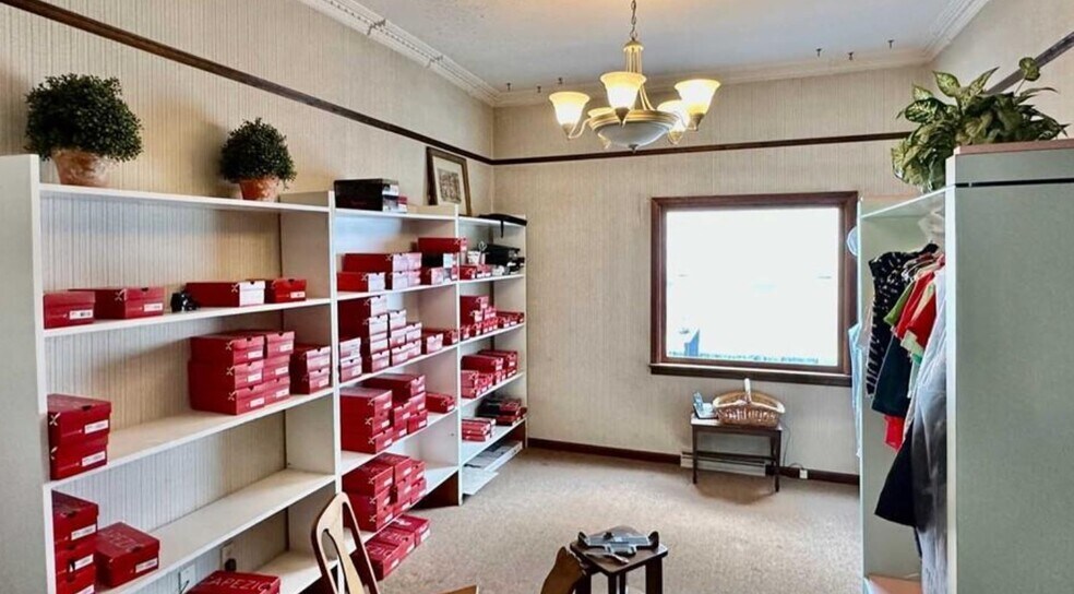 More Photos Of 40 E Genesee St, Auburn Storefront Retail Residential For Lease