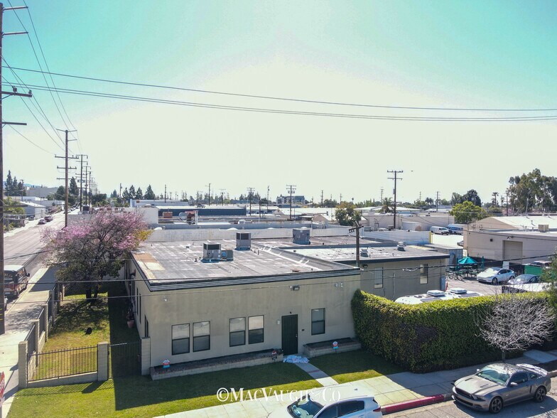 More Photos Of 904 S Alta Vista Ave, Monrovia Manufacturing For Lease