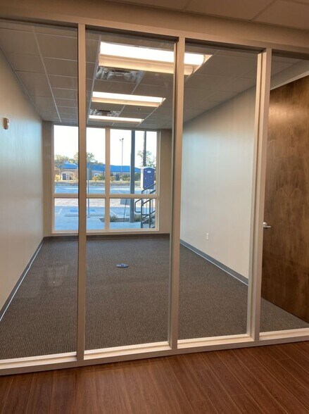 More Photos Of 3216 Napier Park, Shavano Park Medical For Lease