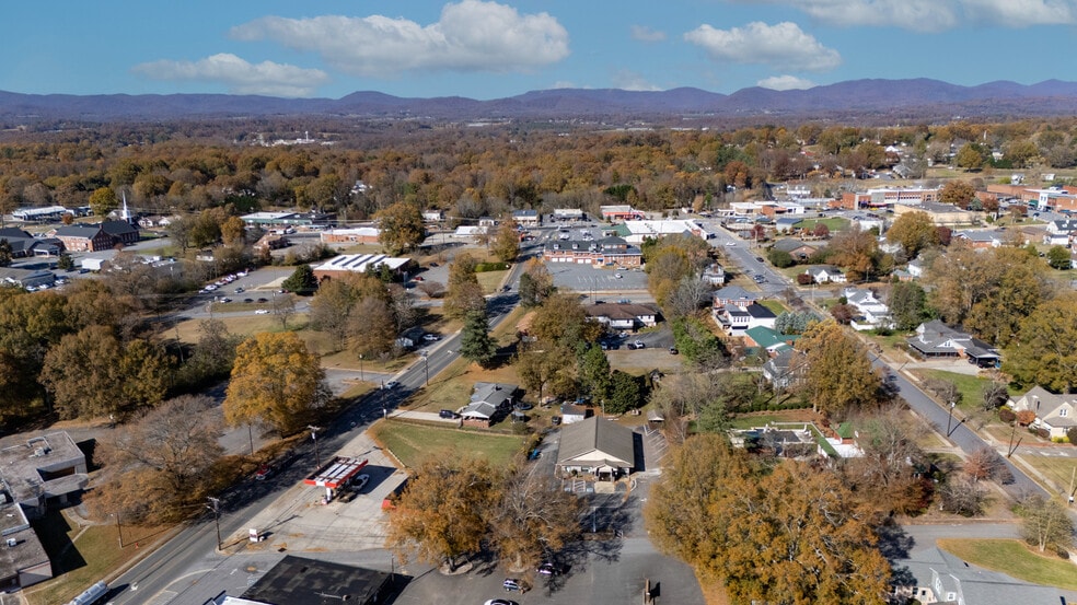 More Photos Of 60 2nd Ave SW, Taylorsville Healthcare For Sale
