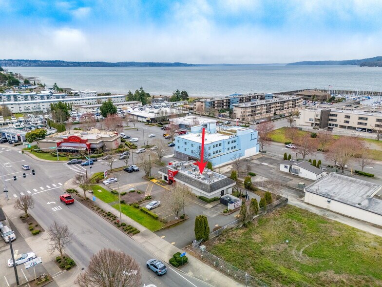 More Photos Of 22633 Marine View Dr S, Des Moines Fast Food For Sale